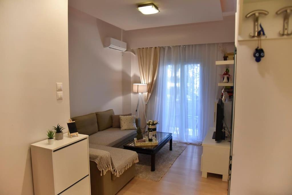 Tiny Treasure Apartment Атина Екстериор снимка