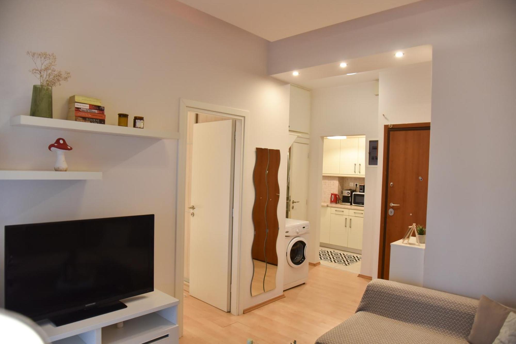 Tiny Treasure Apartment Атина Екстериор снимка